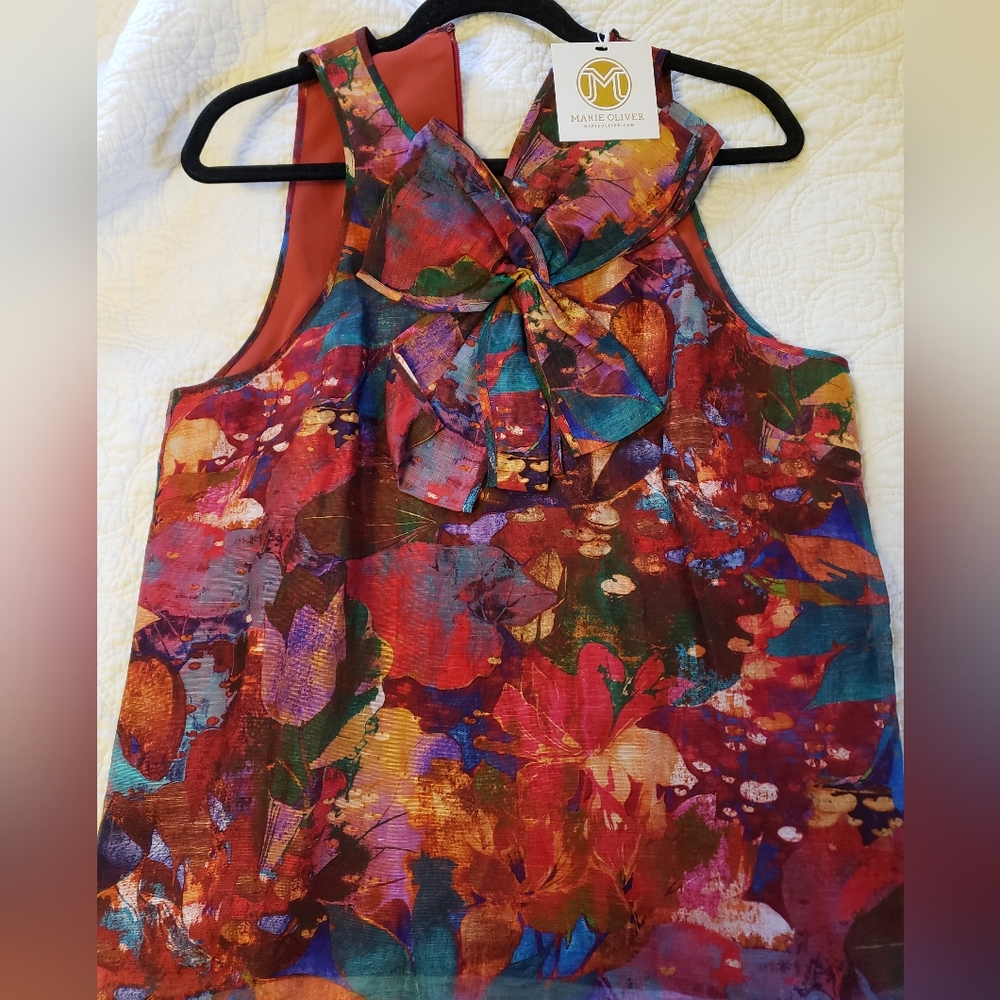 Silk And Linen Sleveless Bow Blouse NWT